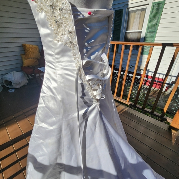 MAGGIE SOTTERO Couture White Strappless Adjustable Back Straps Bridal Dress 10 - Picture 6 of 11